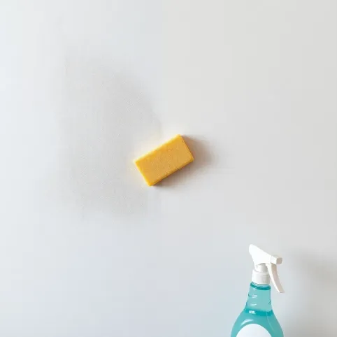 Jak odświeżyć ściany bez malowania