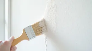 jak odpylić ściany przed malowaniem
